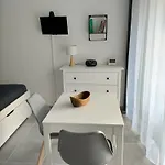 Le Provence 2 étoiles équipé, Wifi, Parking Appartement