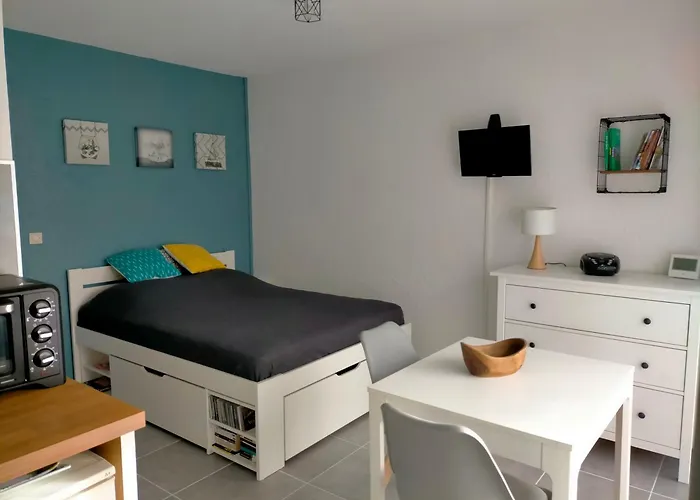 Le Provence 2 Etoiles Equipe, Wifi, Parking Apartmán Gréoux-les-Bains